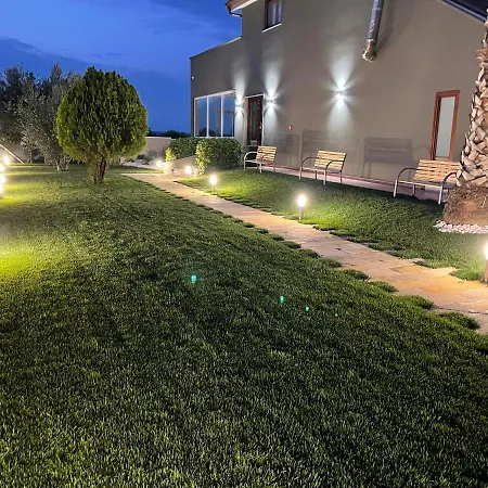 Crival Club & Πανσιόν Palagiano